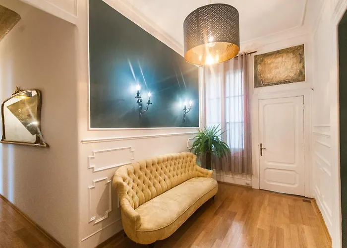 Alojamento de Acomodação e Pequeno-almoço Agli Incanti Trieste