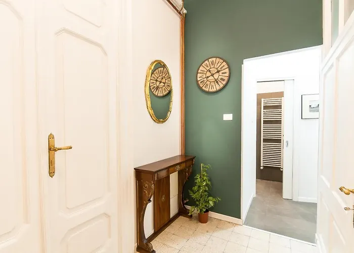 Alojamento de Acomodação e Pequeno-almoço Agli Incanti Trieste